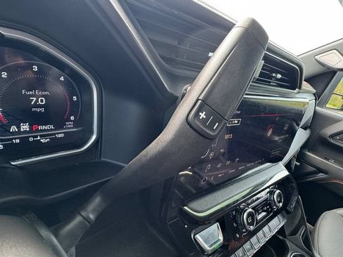 Used 2024 GMC Sierra 2500 AT4 w/ AT4 Premium Plus Package AWD/4WD image 12