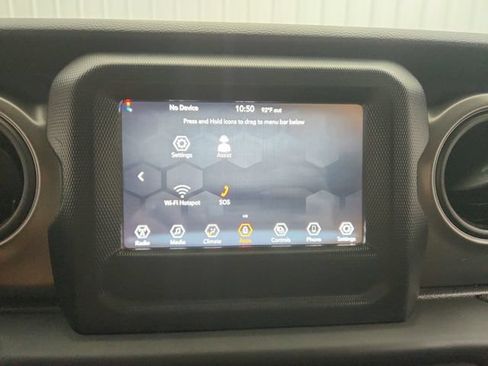 Used 2023 Jeep Gladiator Sport AWD/4WD image 27