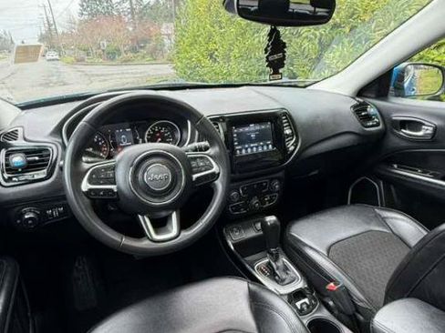 Used 2021 Jeep Compass Latitude w/ Sun and Sound Group FWD image 13