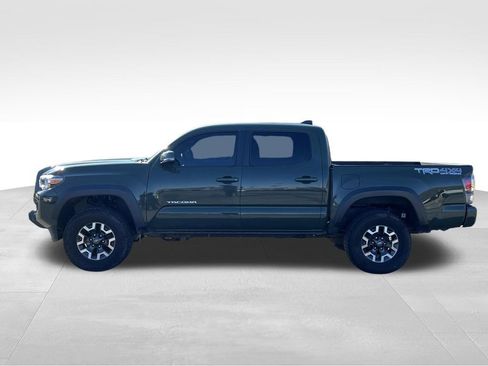 Used 2021 Toyota Tacoma TRD Off-Road w/ Technology Package image 7
