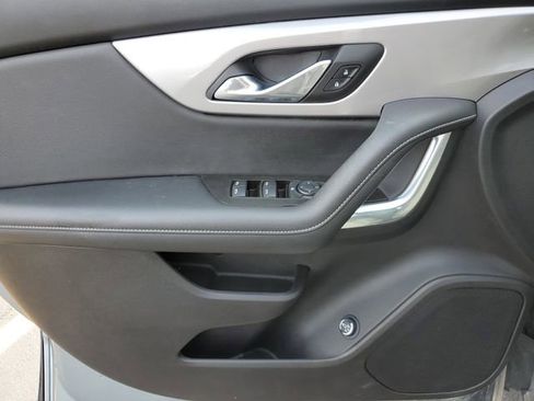 Used 2024 Chevrolet Blazer LT w/ Convenience Package image 16