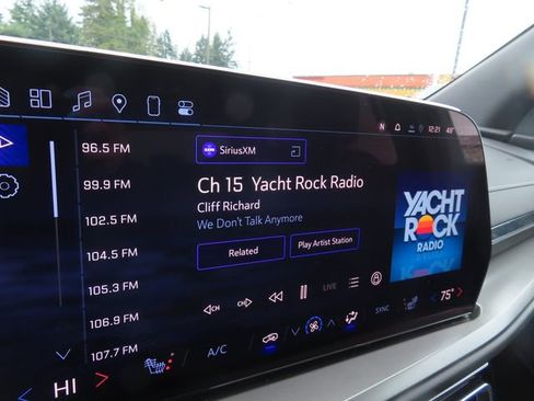 Certified 2025 Chevrolet Traverse LT image 26