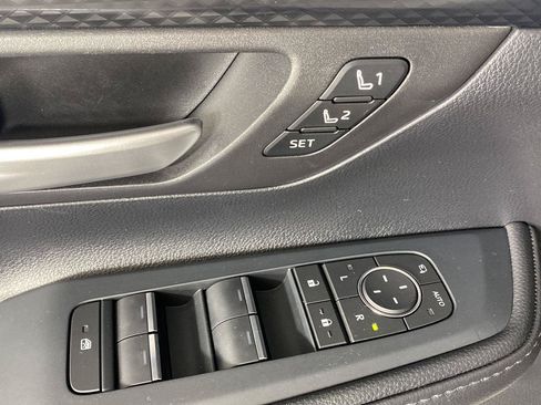 Used 2025 Toyota Grand Highlander AWD Hybrid image 15