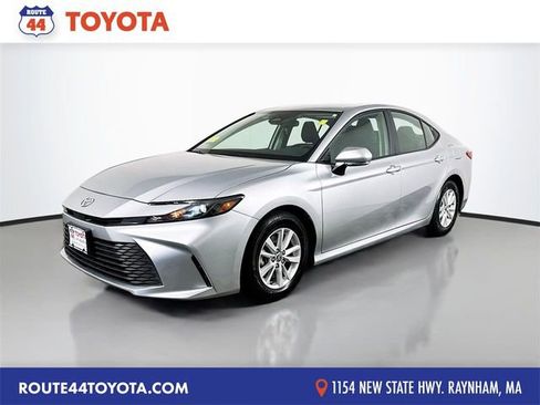 Used 2025 Toyota Camry LE FWD image 1