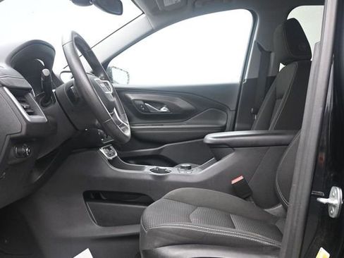 Used 2023 GMC Terrain SLE w/ Driver Convenience Package AWD/4WD image 6