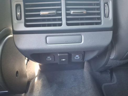 Used 2026 Land Rover Range Rover Evoque S image 14