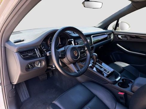 Used 2023 Porsche Macan Turbo AWD/4WD image 26