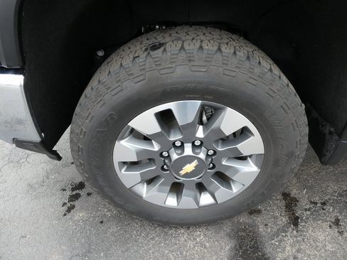 Certified 2024 Chevrolet Silverado 2500 LT w/ All Star Edition image 12