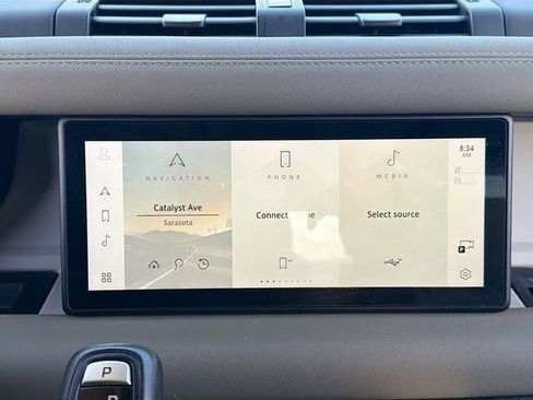 Used 2021 Land Rover Defender 110 SE image 31