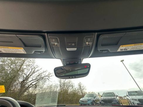 Used 2018 Mercedes-Benz SLC 43 AMG image 16