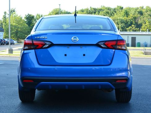 Used 2020 Nissan Versa S FWD image 6