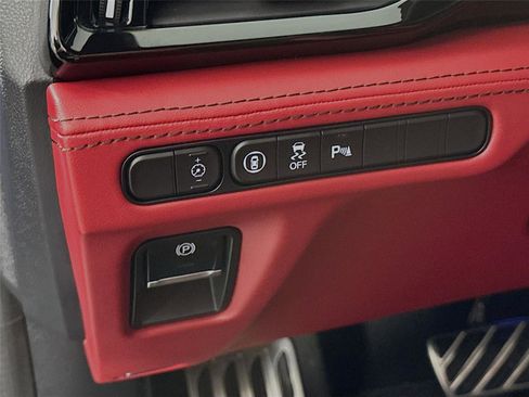 Used 2023 Acura MDX A-Spec image 10