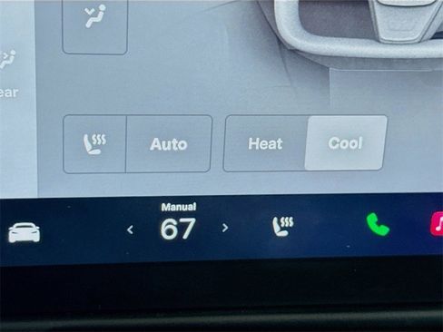 Used 2022 Tesla Model S image 12