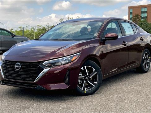 Used 2025 Nissan Sentra SV w/ All-Weather Package image 2