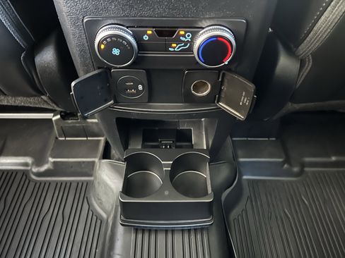 Used 2022 Ford Explorer XLT w/ Equipment Group 202A image 45