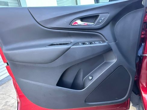 Used 2024 Chevrolet Equinox LT w/ LPO, Floor Liner Package FWD image 22