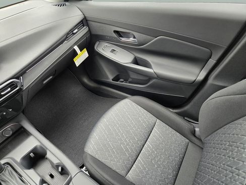 New 2026 Nissan Sentra SV w/ Floor Mat Package FWD image 25