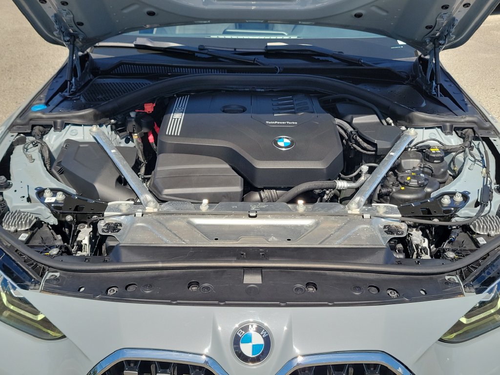 Used 2023 BMW 430i Gran Coupe xDrive w/ M Sport Package AWD/4WD image 35