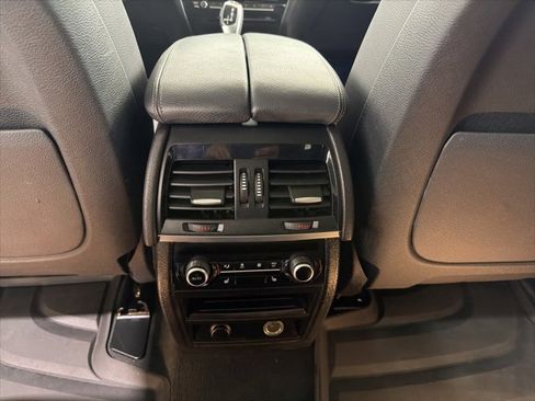 Used 2017 BMW X5 xDrive35d image 24