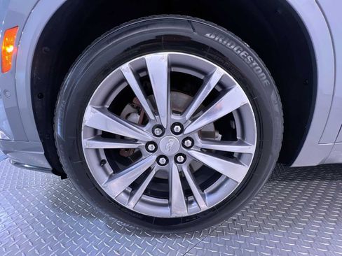 Used 2020 Cadillac XT6 Premium Luxury w/ Platinum Package AWD/4WD image 10