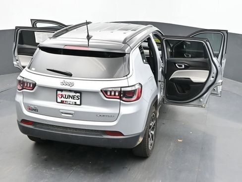 Used 2025 Jeep Compass Limited AWD/4WD image 67