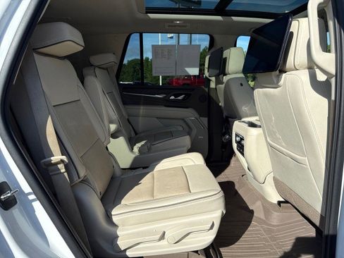 Used 2021 GMC Yukon Denali w/ Denali Ultimate Package image 15