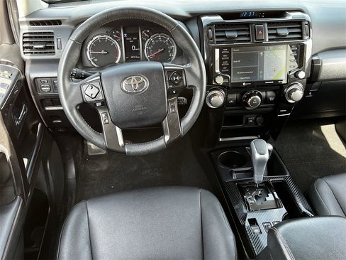 Used 2022 Toyota 4Runner TRD Off-Road Premium w/ Moonroof Package image 10