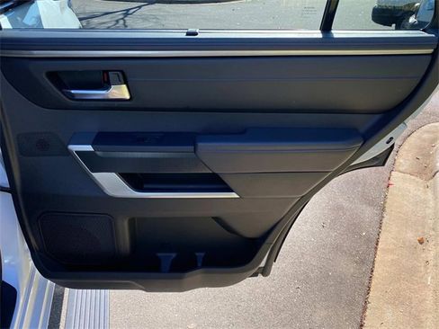 Used 2025 Toyota Sequoia Platinum image 36