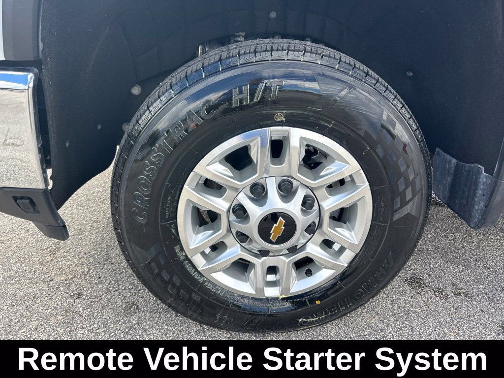 Used 2025 Chevrolet Silverado 2500 LT w/ Convenience Package AWD/4WD image 19