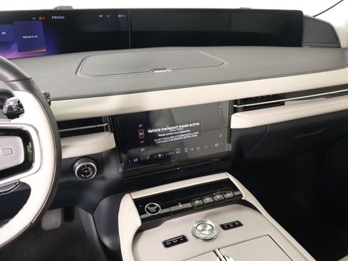 New 2026 Lincoln Navigator Premiere AWD/4WD image 5