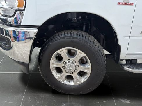 Used 2024 RAM 2500 Big Horn AWD/4WD image 22