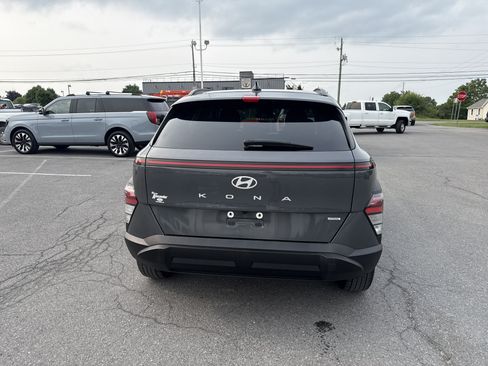 Used 2025 Hyundai Kona SEL AWD/4WD image 4