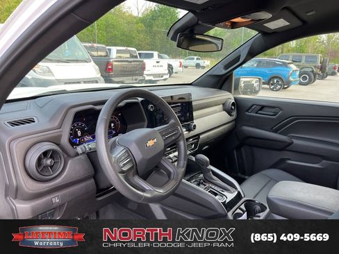 Used 2025 Chevrolet Colorado W/T w/ Advanced Trailering Package image 6