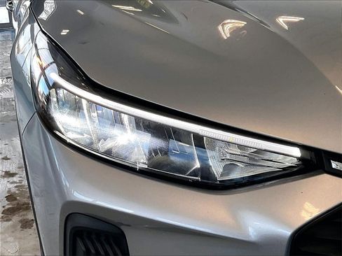 Used 2024 Ford Escape Active image 31