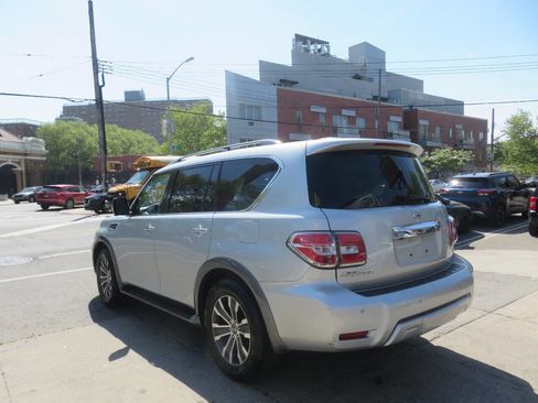 Used 2018 Nissan Armada SL w/ Premium Package AWD/4WD image 5