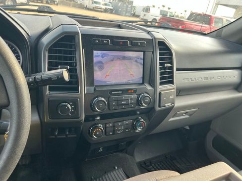Used 2020 Ford F250 XLT AWD/4WD image 14
