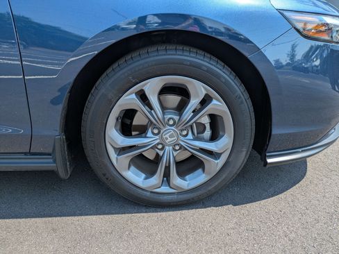 Certified 2024 Honda Accord EX image 15