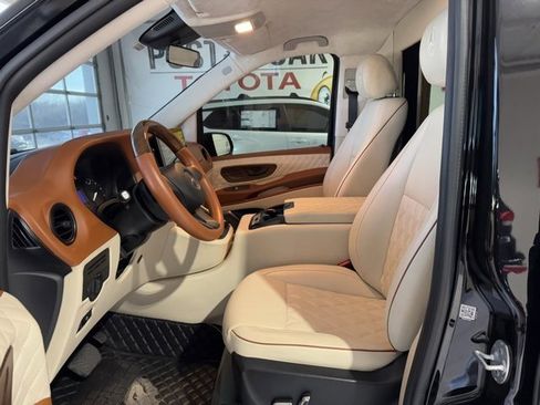 Used 2020 Mercedes-Benz Metris Passenger image 12