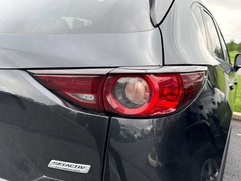 Used 2018 MAZDA CX-5 Touring w/ Preferred Equipment Package AWD/4WD image 21