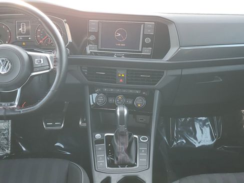 Used 2019 Volkswagen Jetta GLI image 14