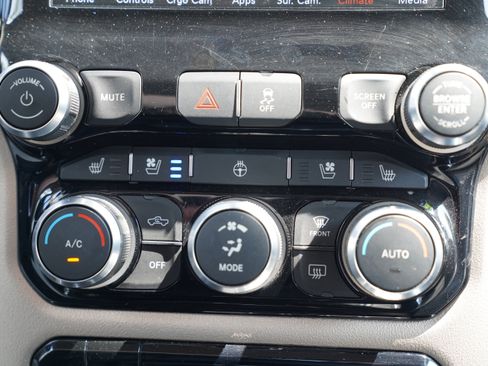 Used 2019 RAM 2500 Laramie AWD/4WD image 31