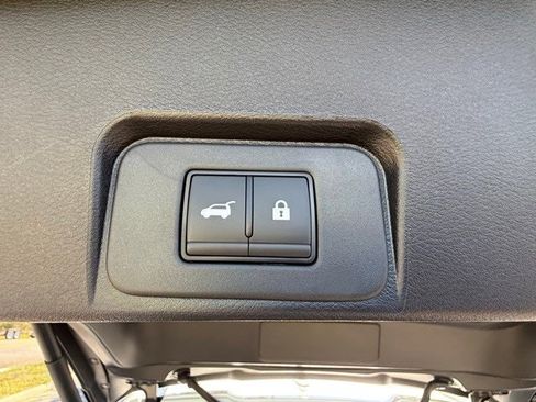 New 2026 Nissan Rogue SV w/ Cold Weather Package image 17