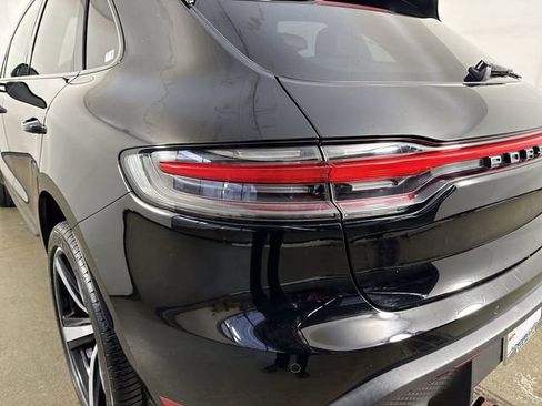 Used 2022 Porsche Macan S AWD/4WD image 28