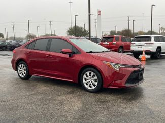 Certified 2022 Toyota Corolla LE video 2