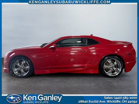 Used 2010 Chevrolet Camaro SS w/ RS Package RWD image 2