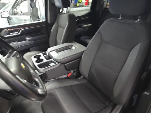 Used 2025 Chevrolet Silverado 1500 LT AWD/4WD image 18