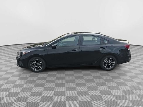 Used 2024 Kia Forte LXS FWD image 5