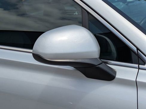 Used 2019 Hyundai Santa Fe SE FWD image 12