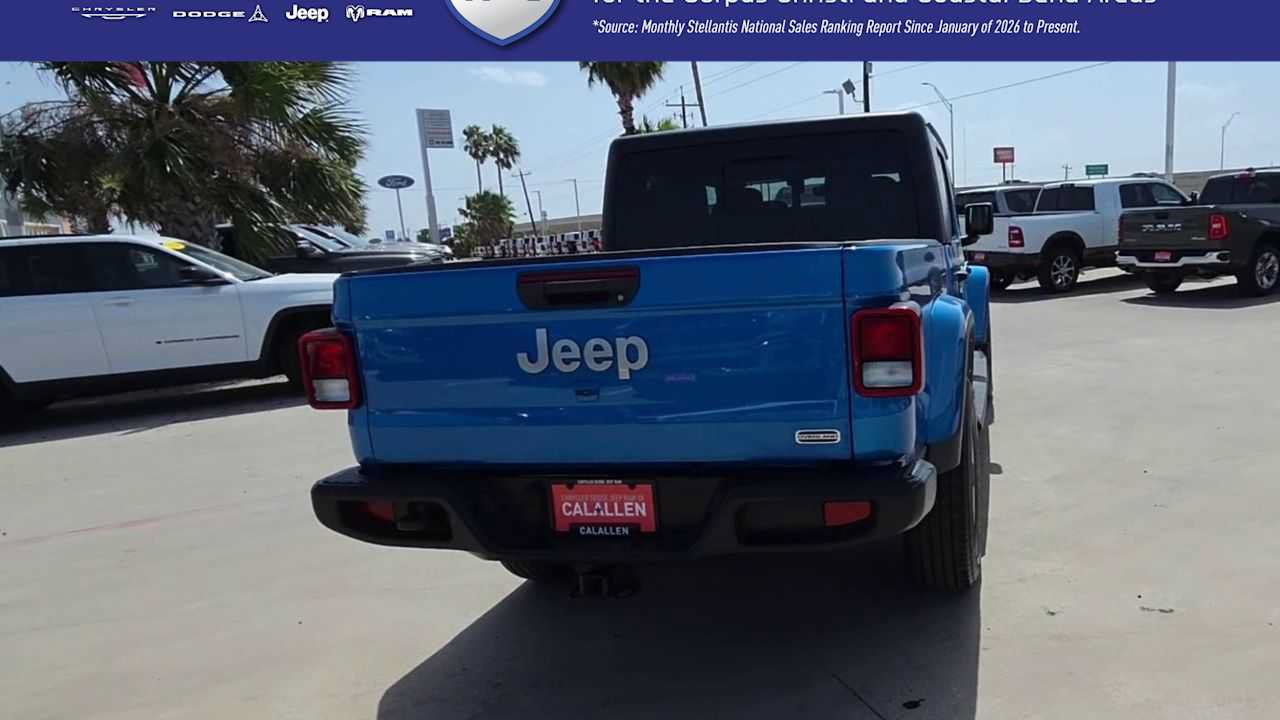 Used 2022 Jeep Gladiator Overland w/ Popular Equipment Package AWD/4WD image 7