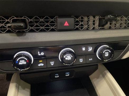 Used 2025 Honda Accord LX image 29